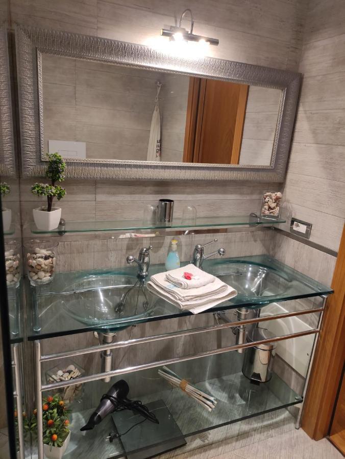 B&B Michelangelo نابولي المظهر الخارجي الصورة