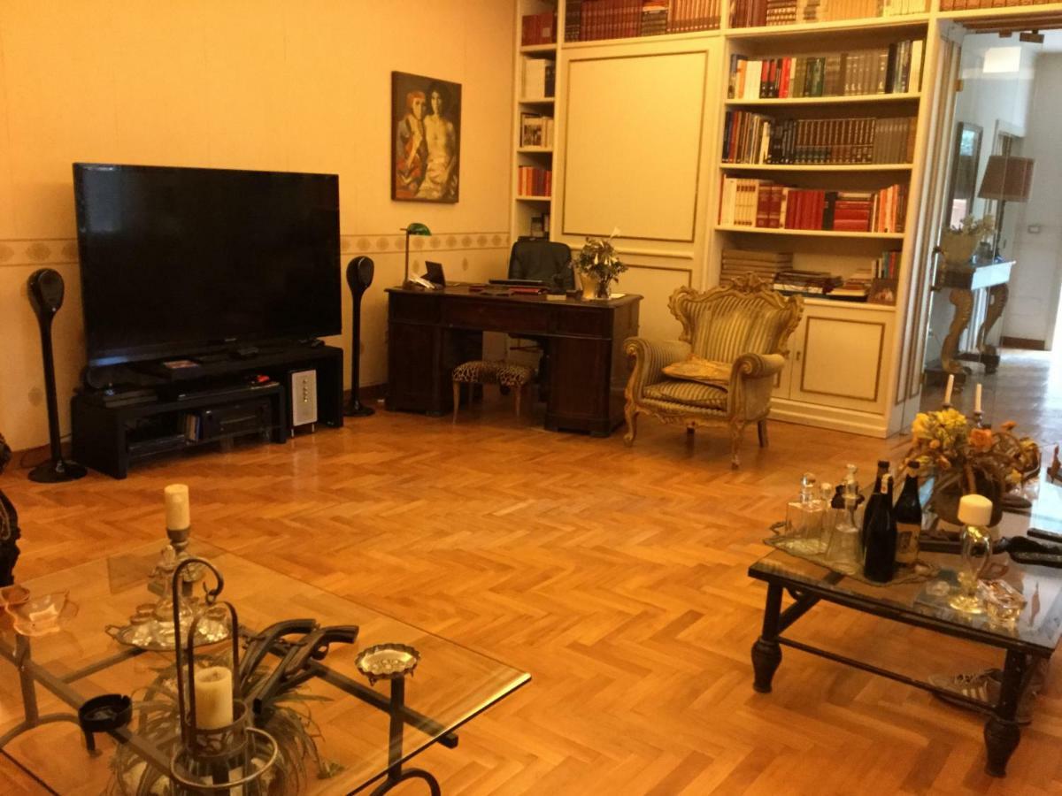 B&B Michelangelo نابولي المظهر الخارجي الصورة